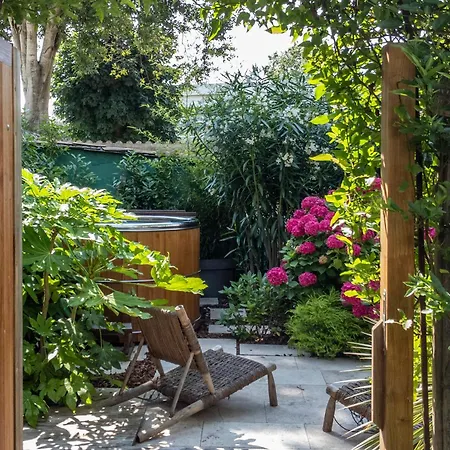 Escale Rochelaise B&B, SPA bain nordique et sauna tonneau-3
